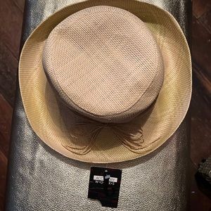 Accessory Works Ladies 100o/o paper hat one size